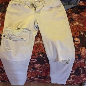White mid waist jeans
